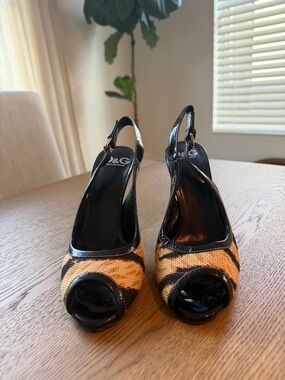 Dolce & Gabbana D&G Animal Print Peep Toe Slingback Heels EU 38 Made in Italy